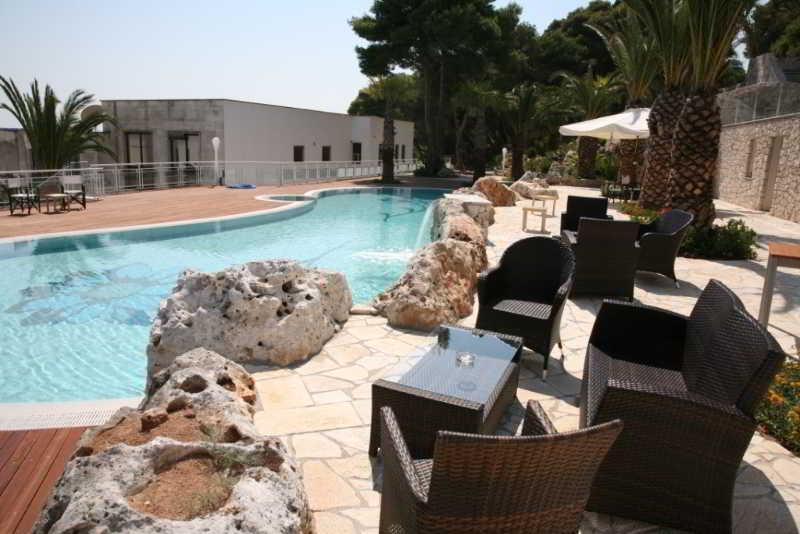 Hotel Aurora E Del Benessere Santa Cesarea Terme Ngoại thất bức ảnh