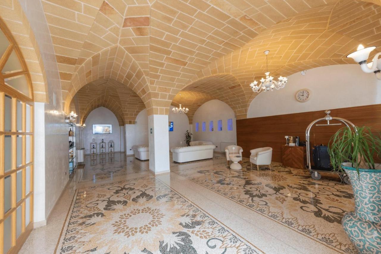 Hotel Aurora E Del Benessere Santa Cesarea Terme Ngoại thất bức ảnh