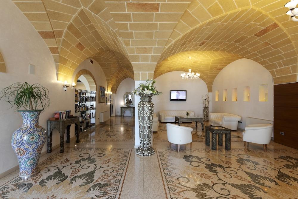 Hotel Aurora E Del Benessere Santa Cesarea Terme Ngoại thất bức ảnh